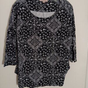 Philosophy  Plus Size 1X black  white  bandana paisley boho 3/4 sleeve  top